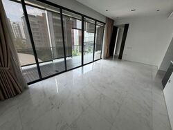 Sui Generis (D10), Condominium #566663361